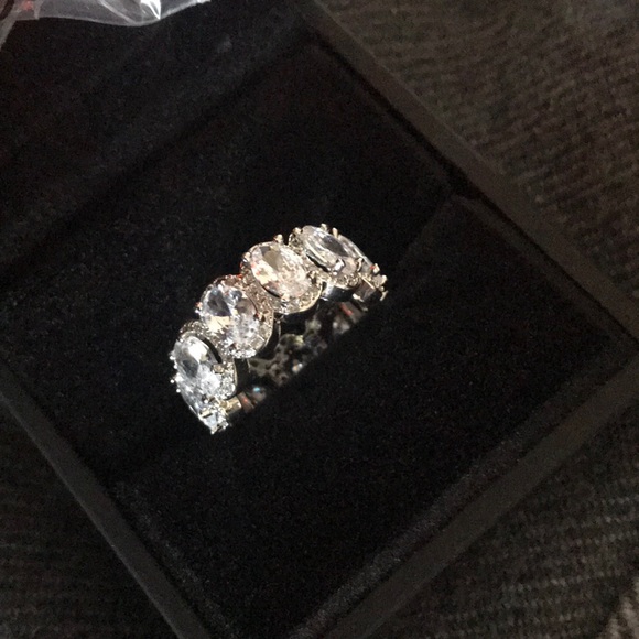 The “Traci” Oval Lab Created Diamond Pave Band - Picture 5 of 6